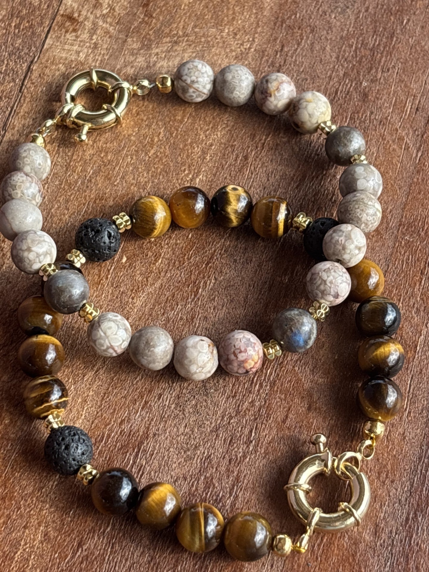Bracelet ''soft grey'' REAL gems: Maifanite ,labradorite,gold plated