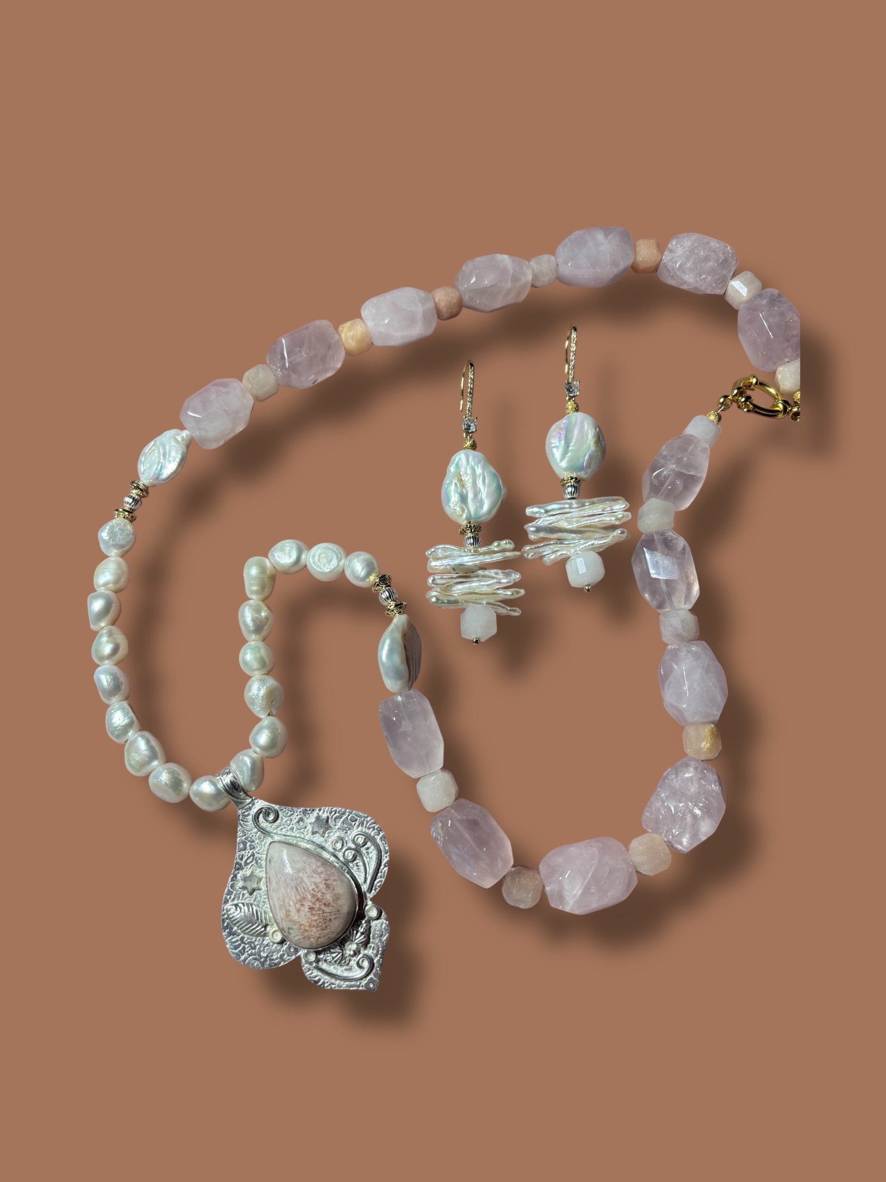 Necklace ''White heaven''