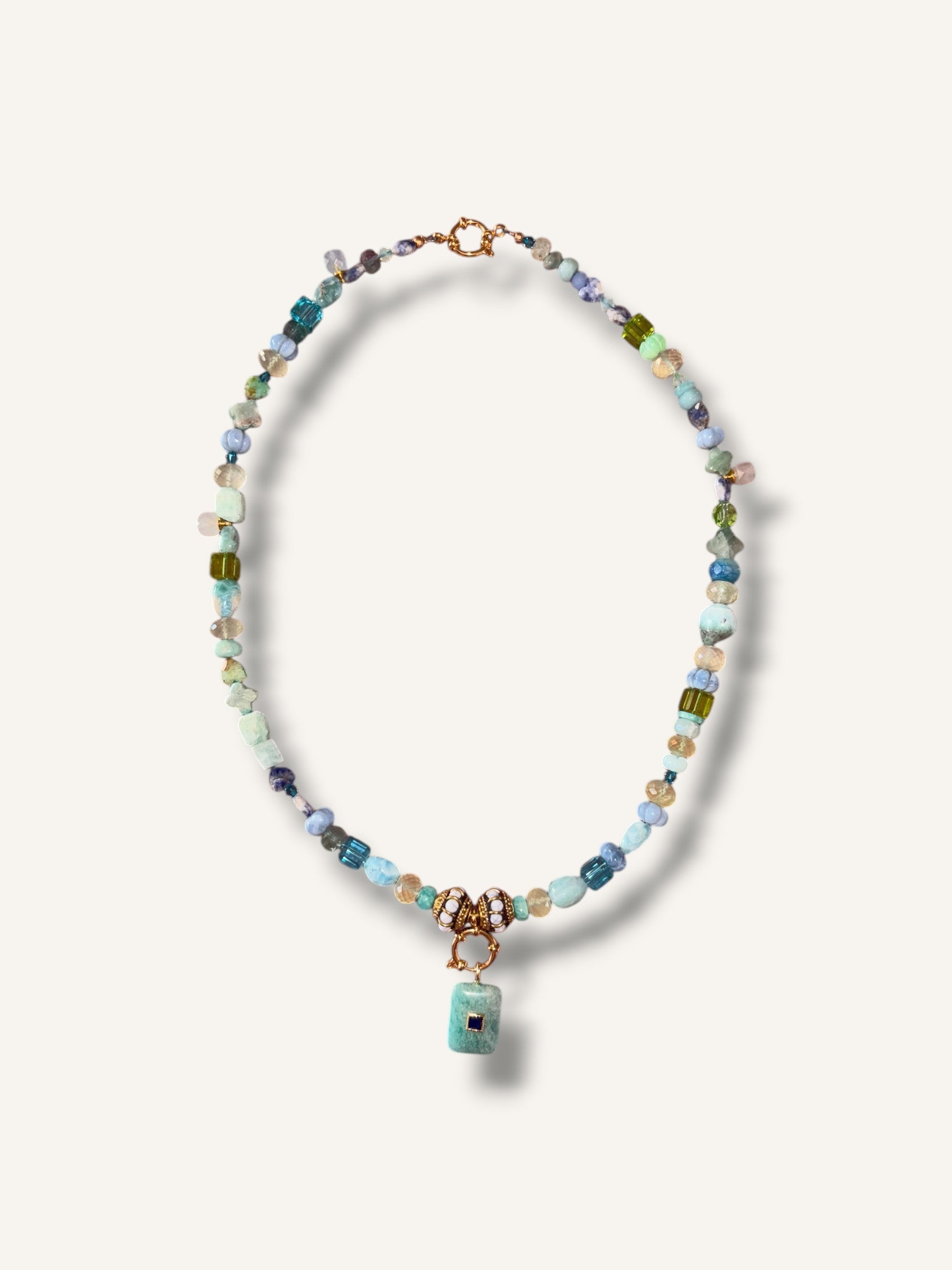 Necklace “ Mystique azul “