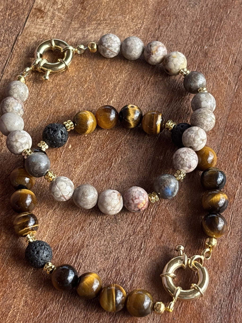 Bracelet ''soft grey'' REAL gems: Maifanite ,labradorite,gold plated