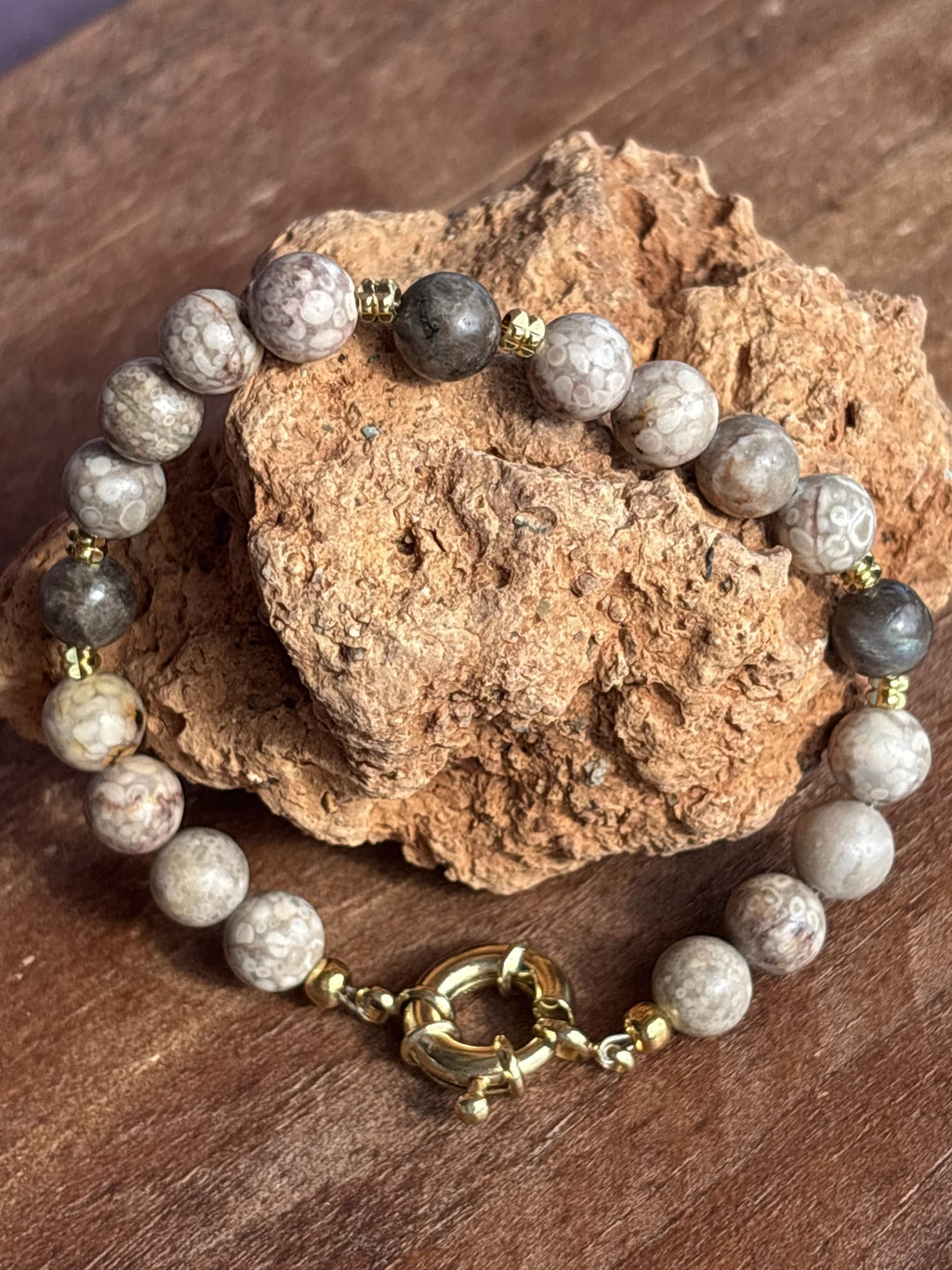 Bracelet ''soft grey'' REAL gems: Maifanite ,labradorite,gold plated